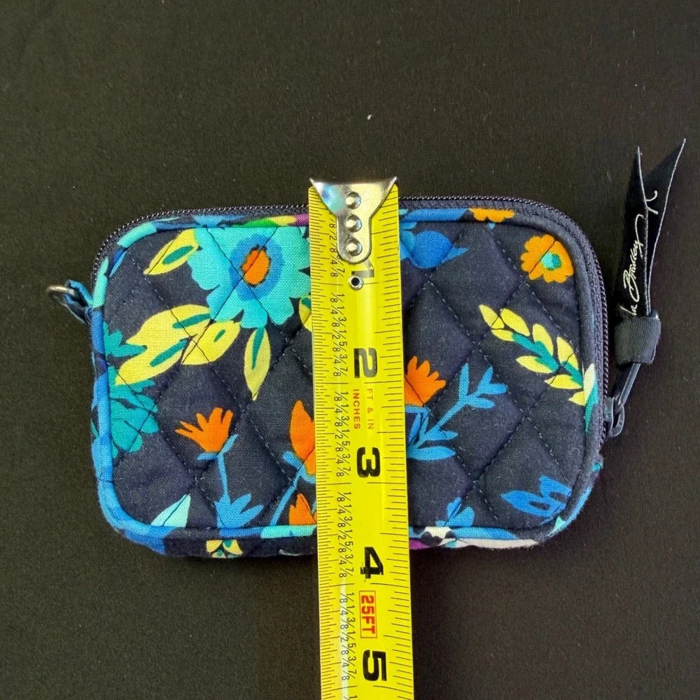 Vera Bradley Zip ID Case Small Navy Blue Floral Quilted Cotton Wallet Card Case